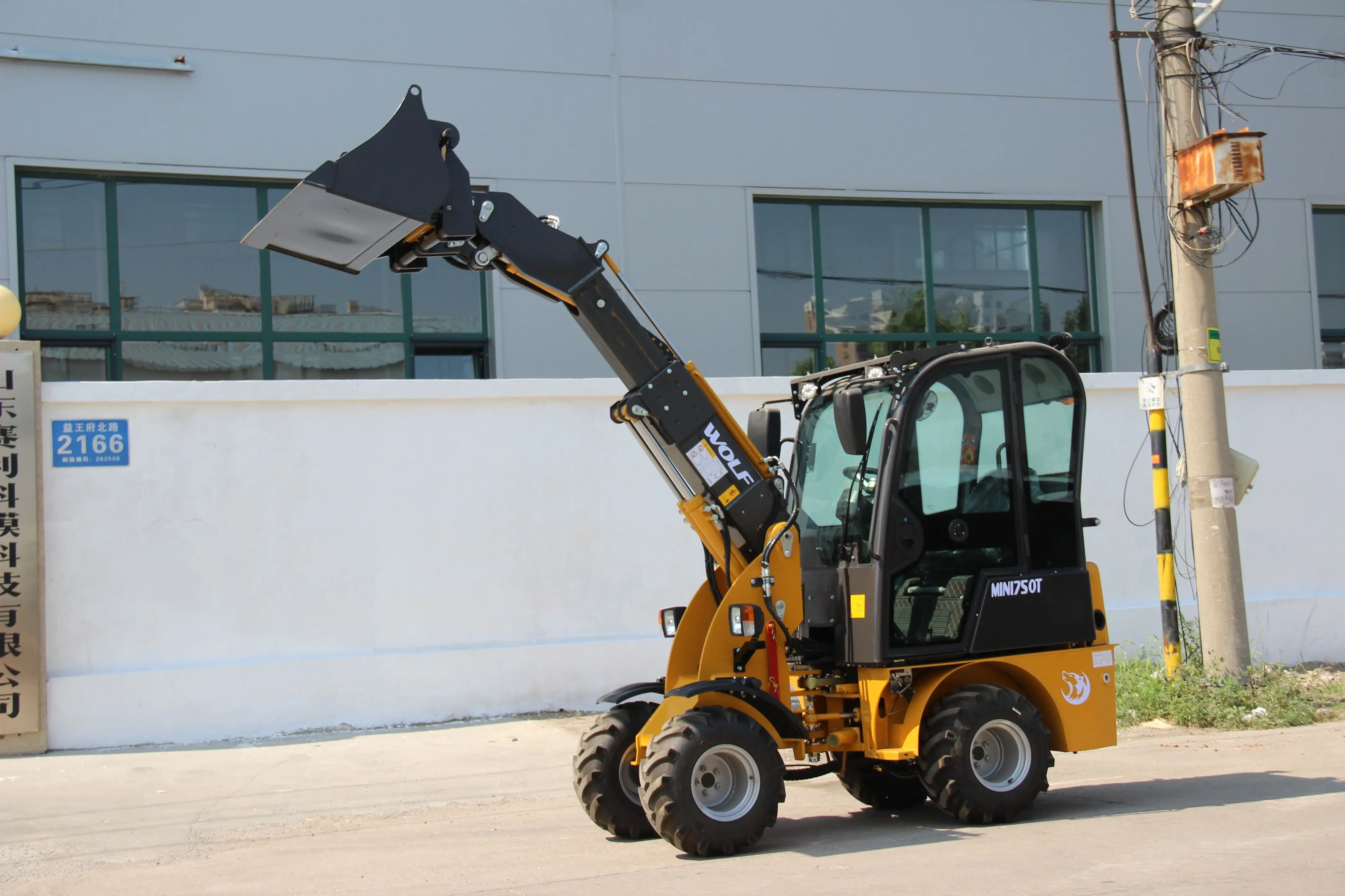 WOLF top quality E5/EPA diesel mini telescopic boom shovel loader
