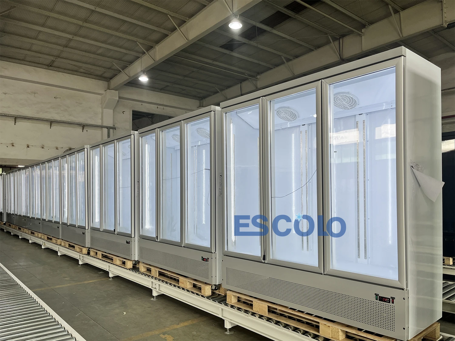 Glass Doors Vertical Refrigerated Drink Display Case Commercial Fan Cooling Upright Cooler Fridge For Supermarket