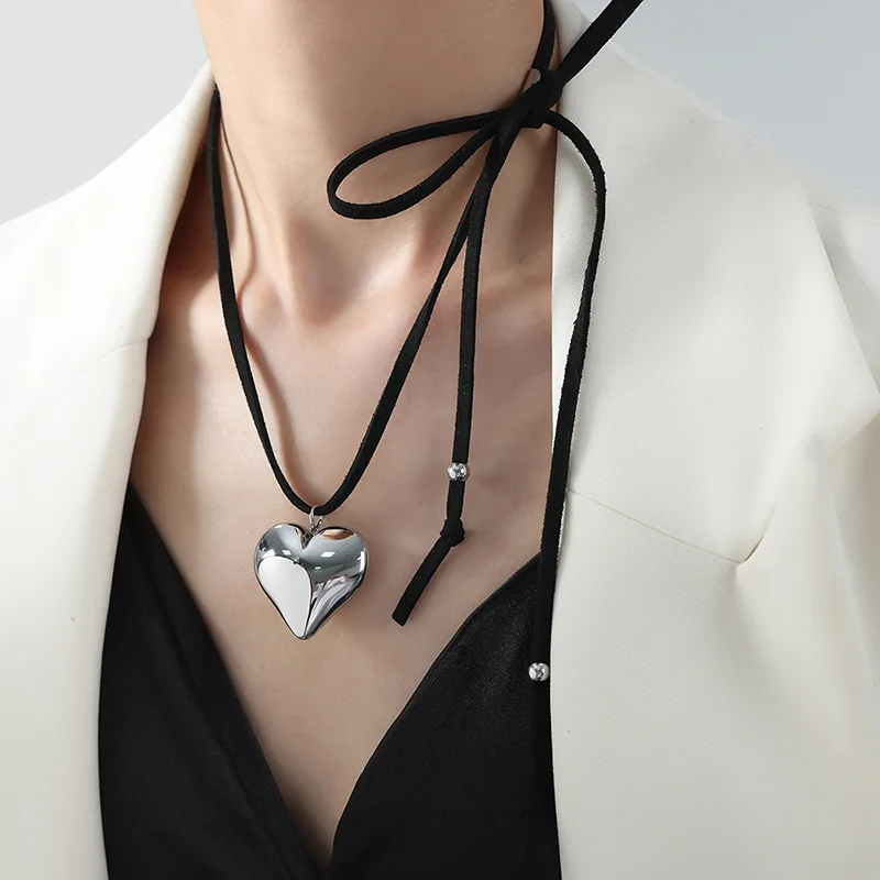 Ins Silver Plated Stainless Steel Big Heart Love Cord Pendant Necklace For Women Waterproof Jewelry Gift  Holiday Party