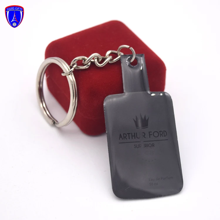 Dubai Silver Plating Plush Keychain Custom Engraving Key Chains Car Keyring for Souvenir