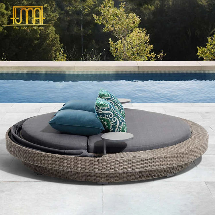 Beach Side PE Rattan Wicker Outdoor Waterproof Bali Daybed With Canopy