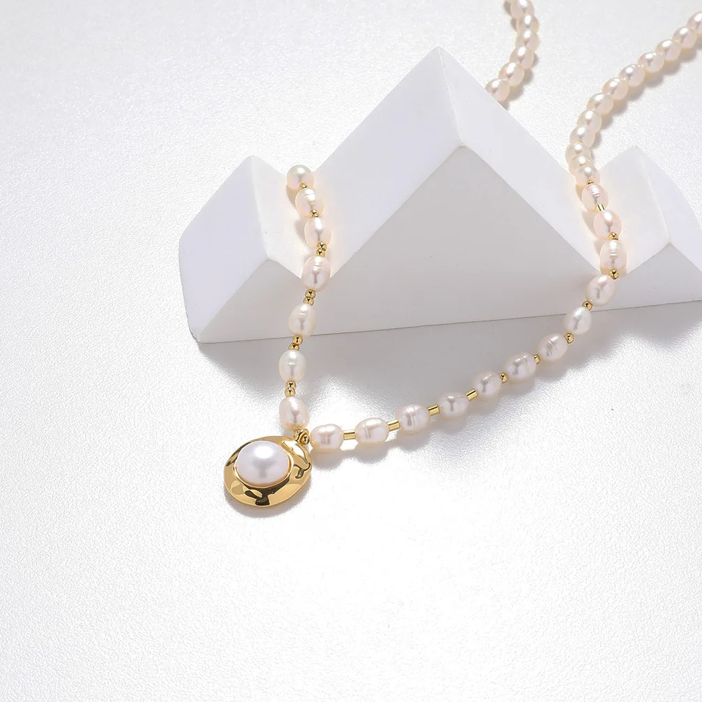 Natural freshwater pearl necklace for women light luxury vintage clavicle chain