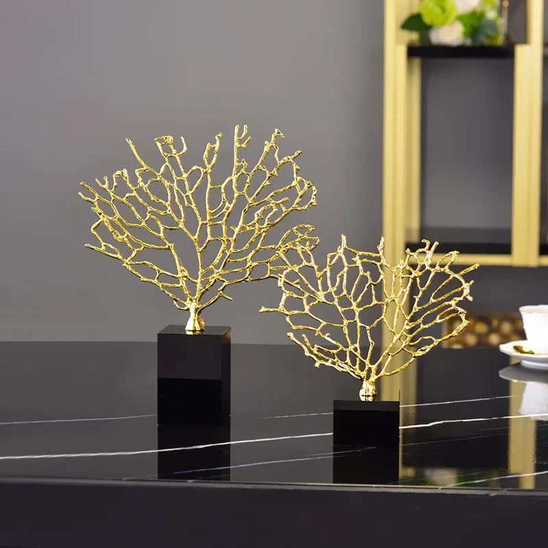 Luxury New Design Modern Art coral Retro Gold Home Decor furniture Decorative Crafts Metal Ornaments Table Top Accessories