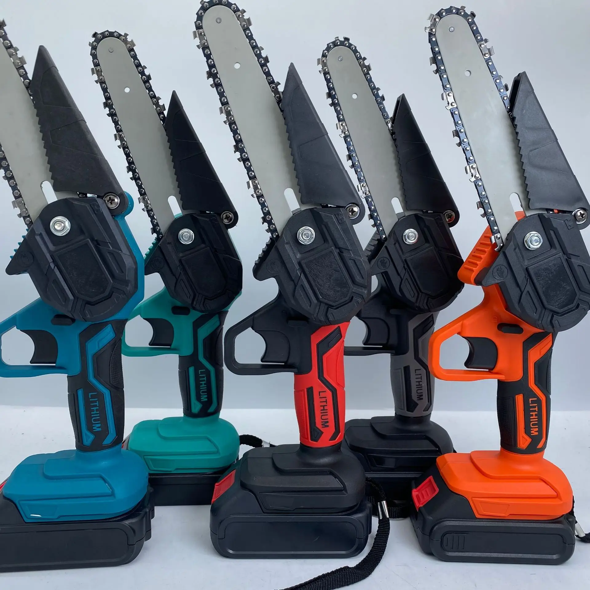 Lightweight Cordless Chain Saw Lithium Battery Electric Chainsaw with 2 Chains 2 Batteries