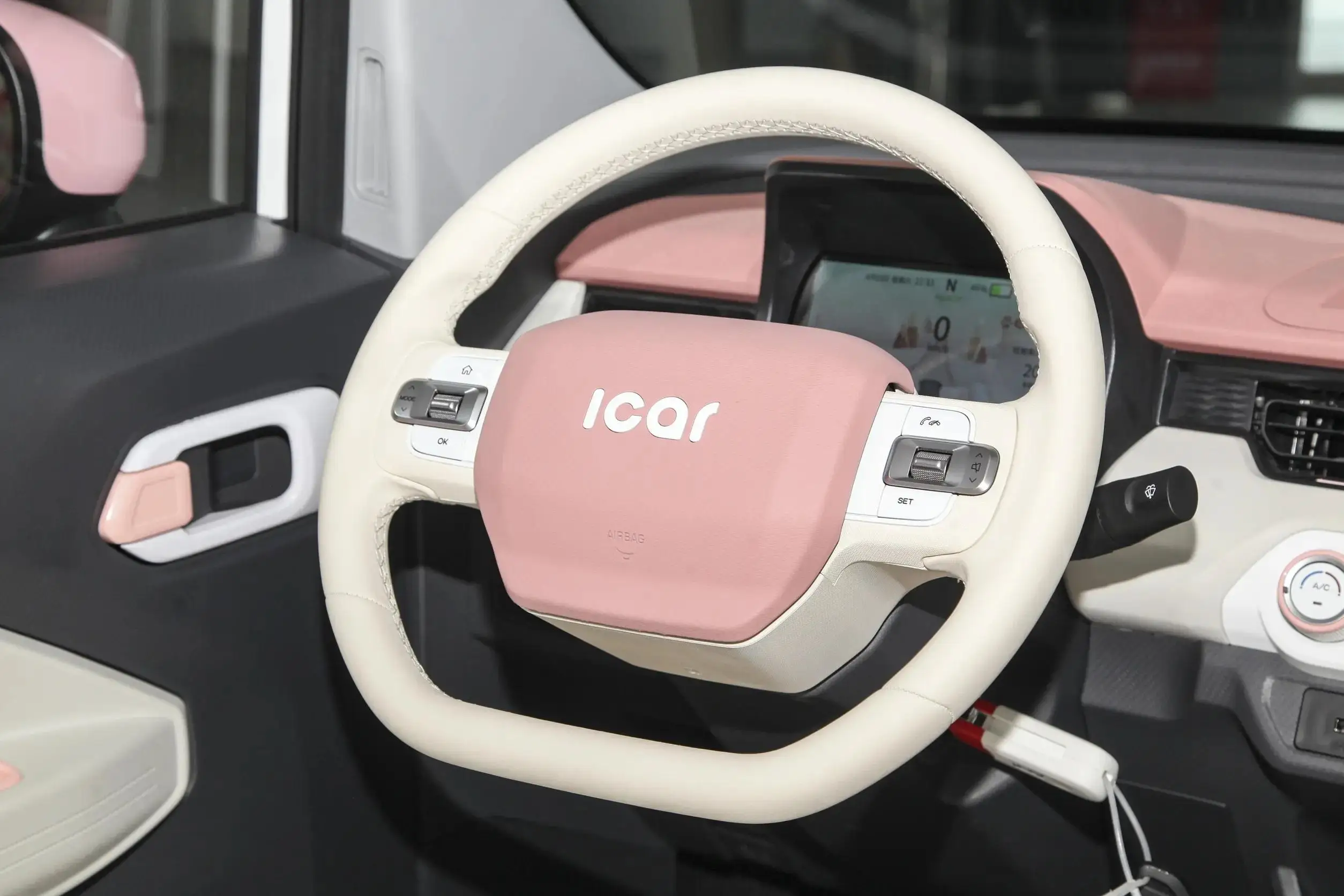 Electric Mini Car Chery Qq Ice Cream 3-door 4-seater 20kw Mini Electric Passenger Vehicles Cheap Mini Electric Cars For Adult