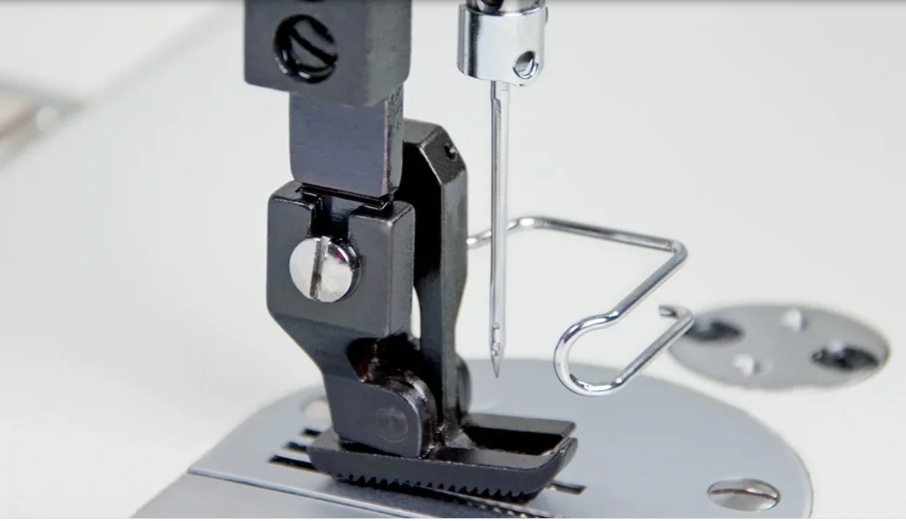 typical brother sewing machine GC0325 lock stich machine typical