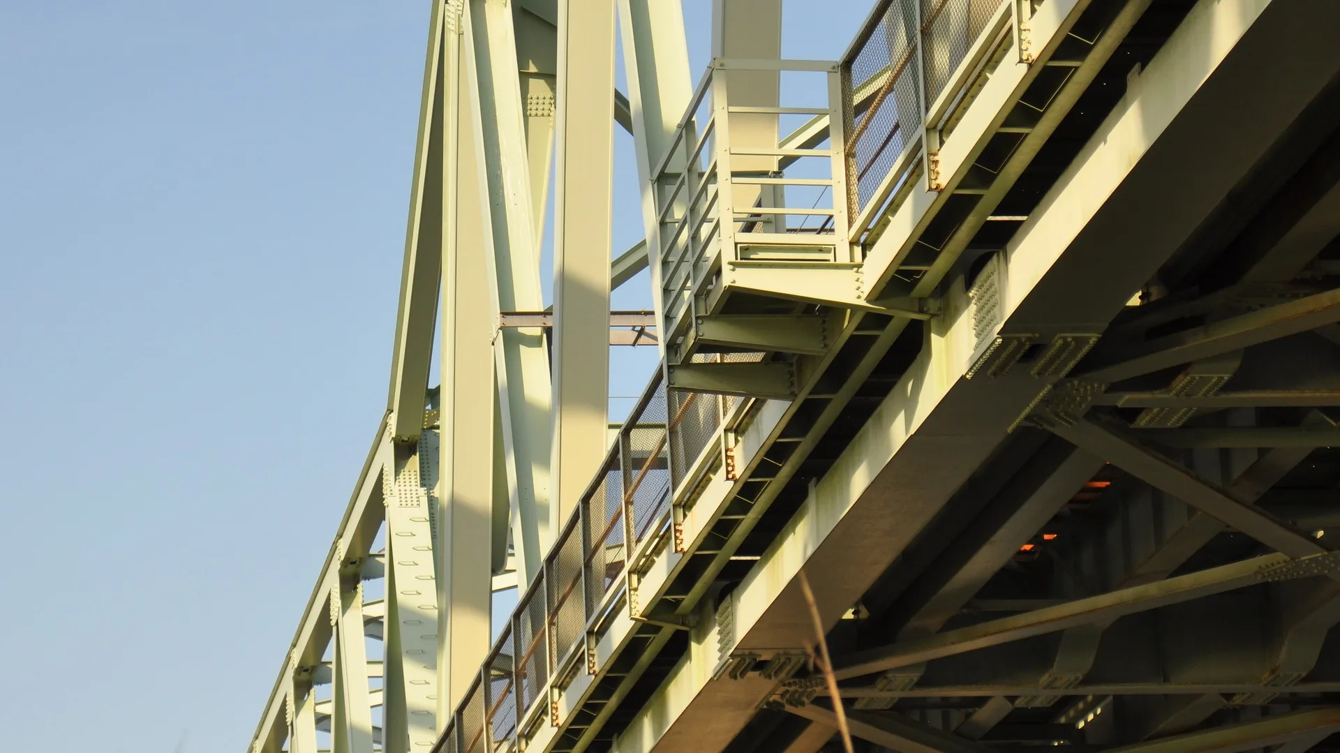 Factory Price Anti-rust Epoxy Zinc Rich Primer Paint For Bridge And Color Steel Tile 	 paints manufacturers