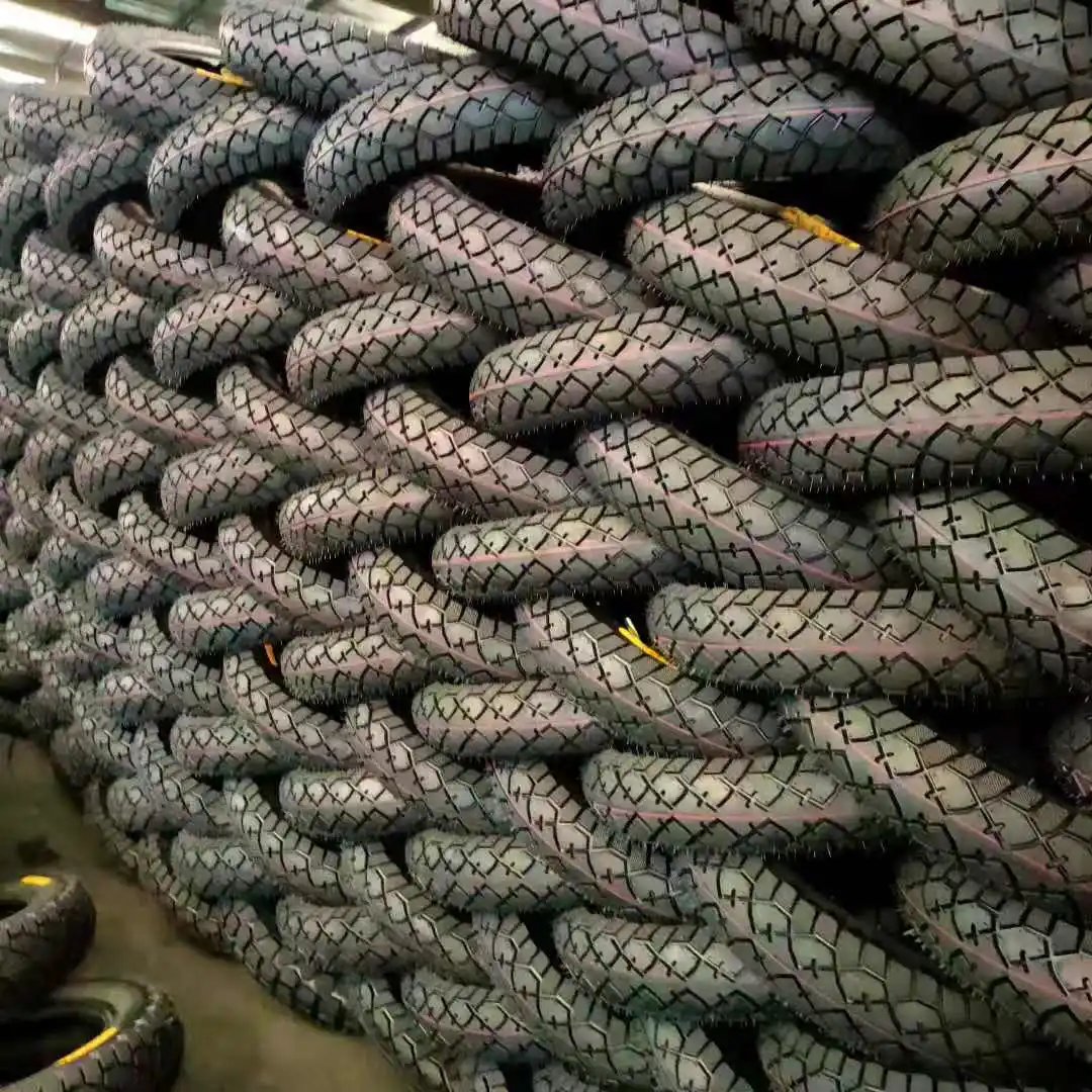 
High Natural Rubber Conent Motorcycle Tyre sales promotion 