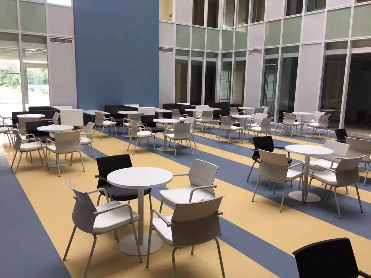 GS-G1762  Four-leg base PP backrest meeting rececption Visitors Conference office Chair