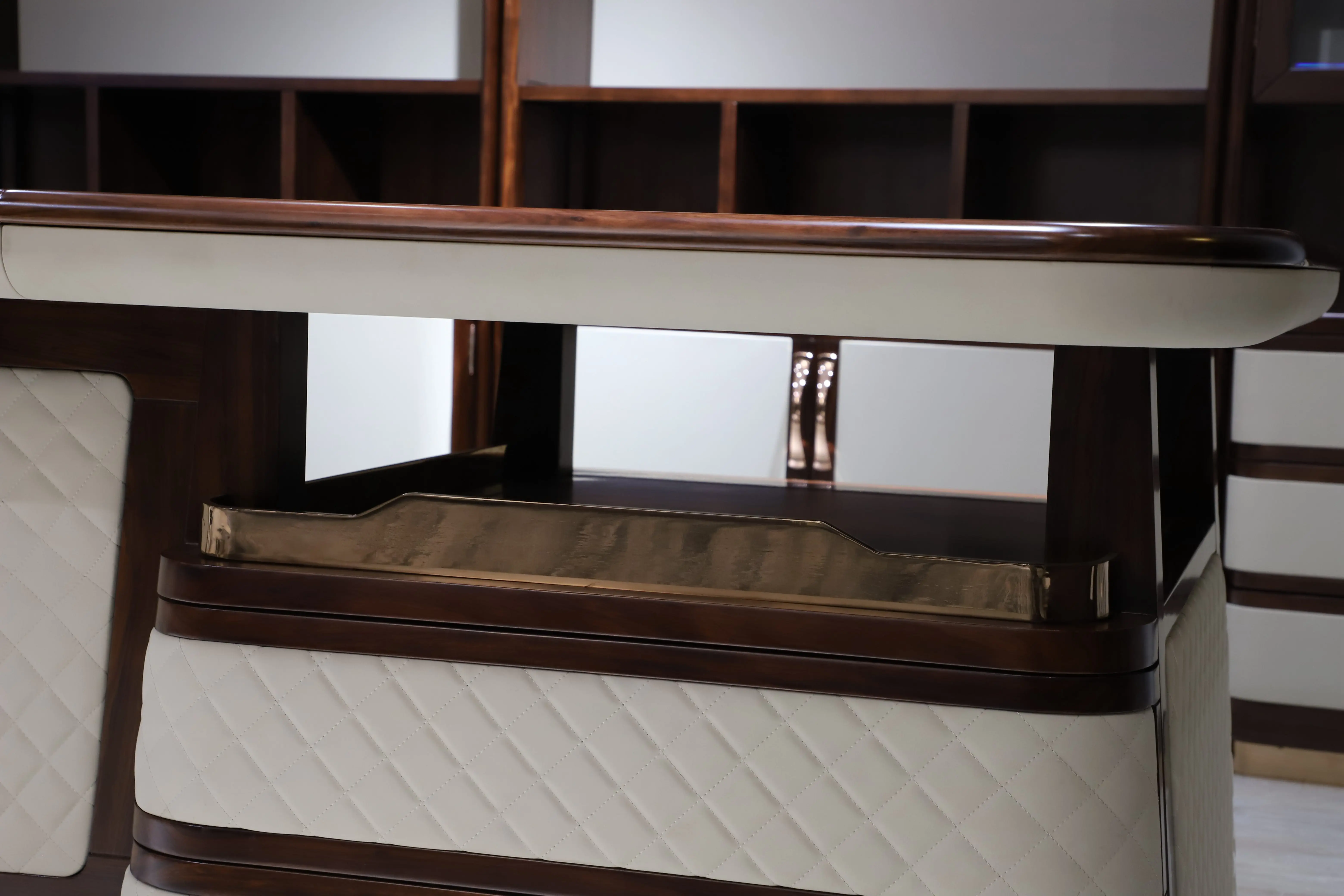 Роскошная дизайнерская офисная мебель из массива дерева стол для босса