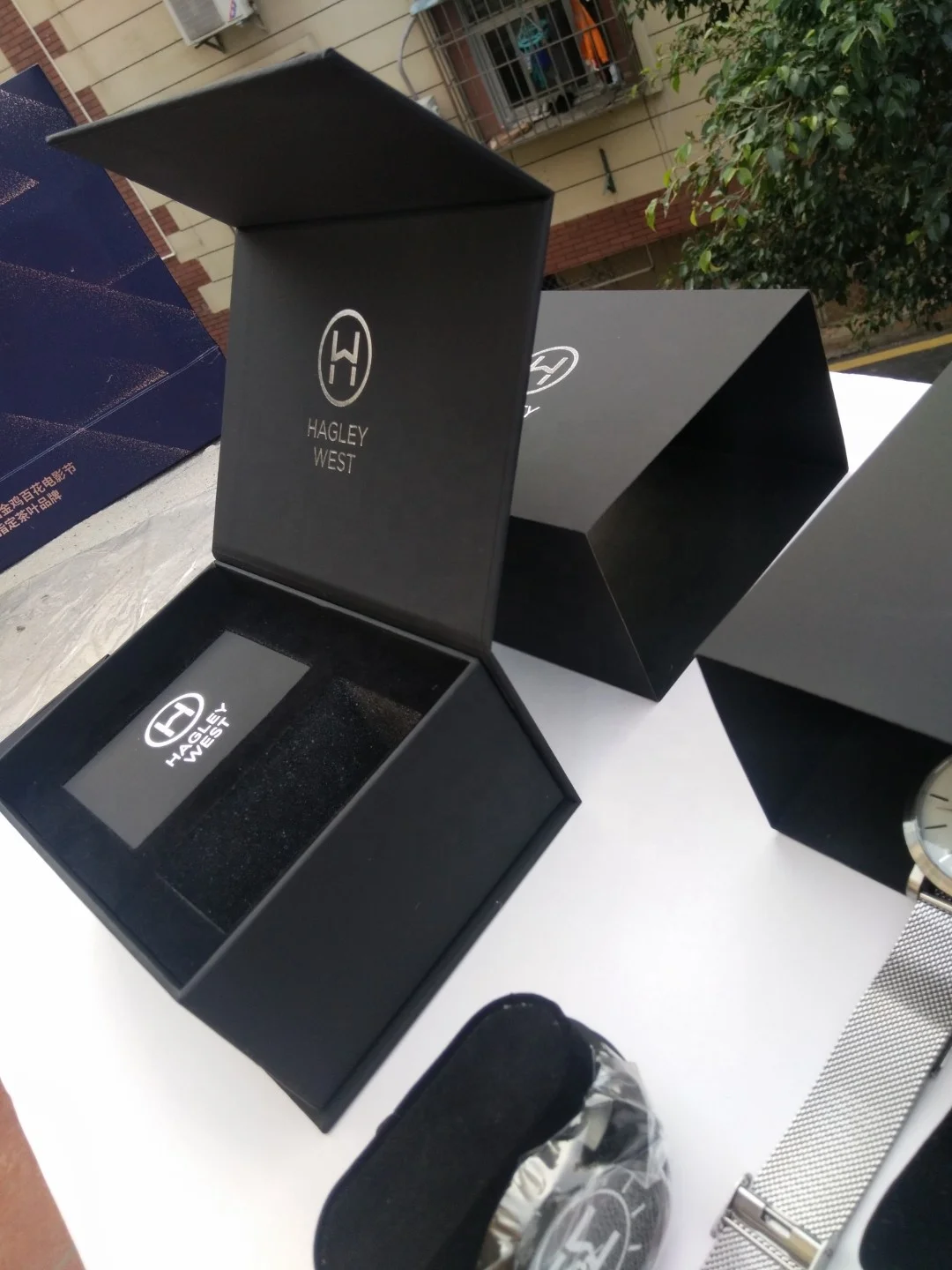 Factory Custom Foil Logo Art Paper Black Magnetic Gift Box Storage Case Watch Packaging Kit