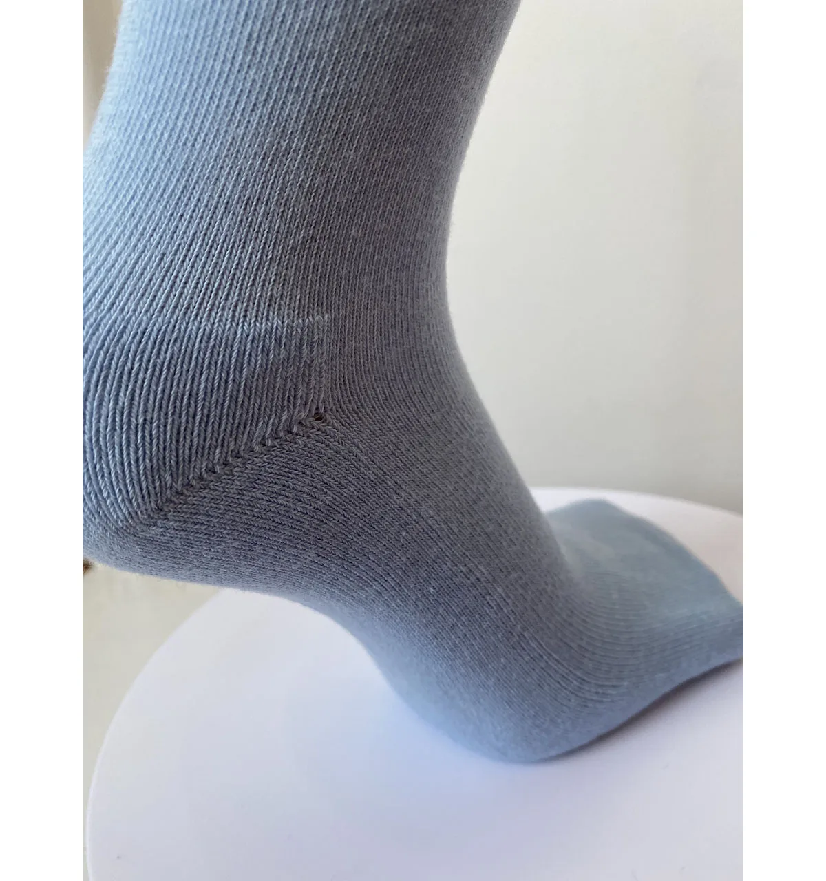 Wholesale Cheap Novelty Fishnet Handmade Cotton Blue Cushioned Women GYM Crew Yoga Socks