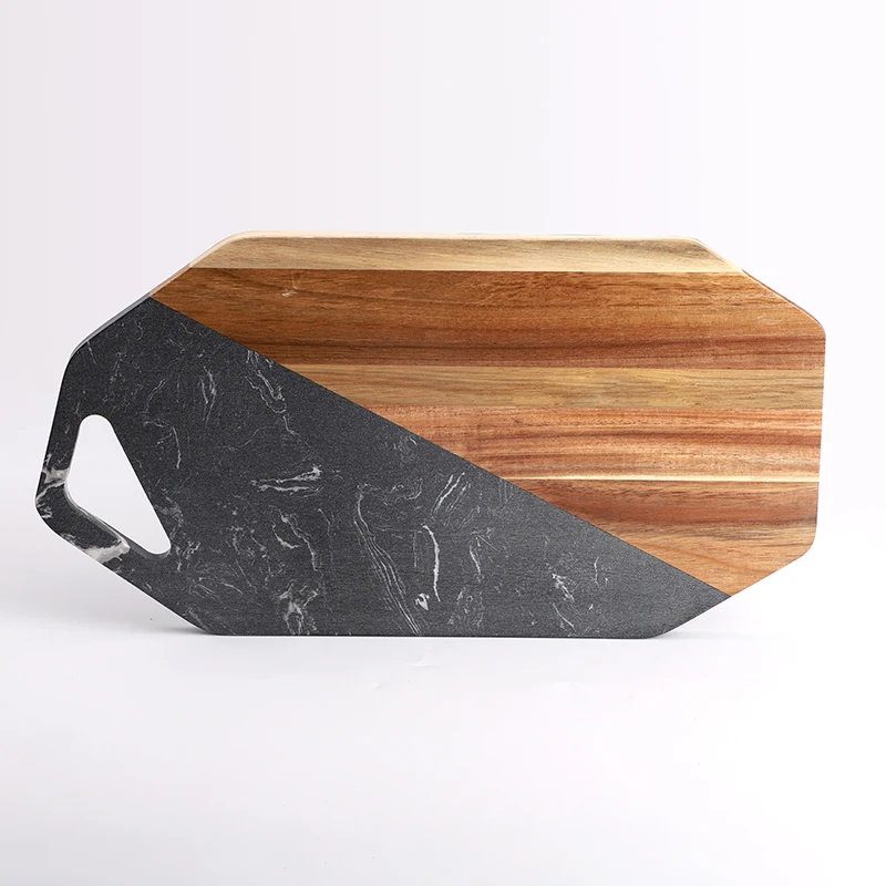 Подносы для декорирования черного буфета из мрамора и дерева резки сыра говядины