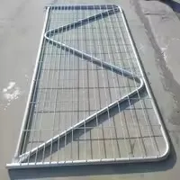 AU Temporary Fence 2.2*2.5 Hot-Dip Galvanized Electroplating Plastic Spraying Metal Frame Farm Sports Chemical Pressure Welded