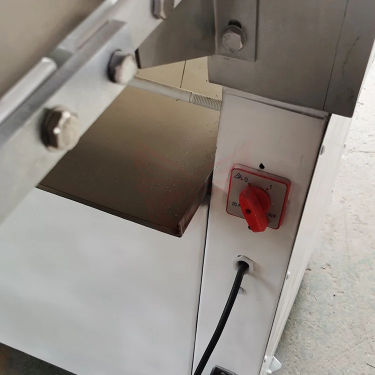 Bread Dough Moulder Machine/Bakery Rolling/Croissant Production Line