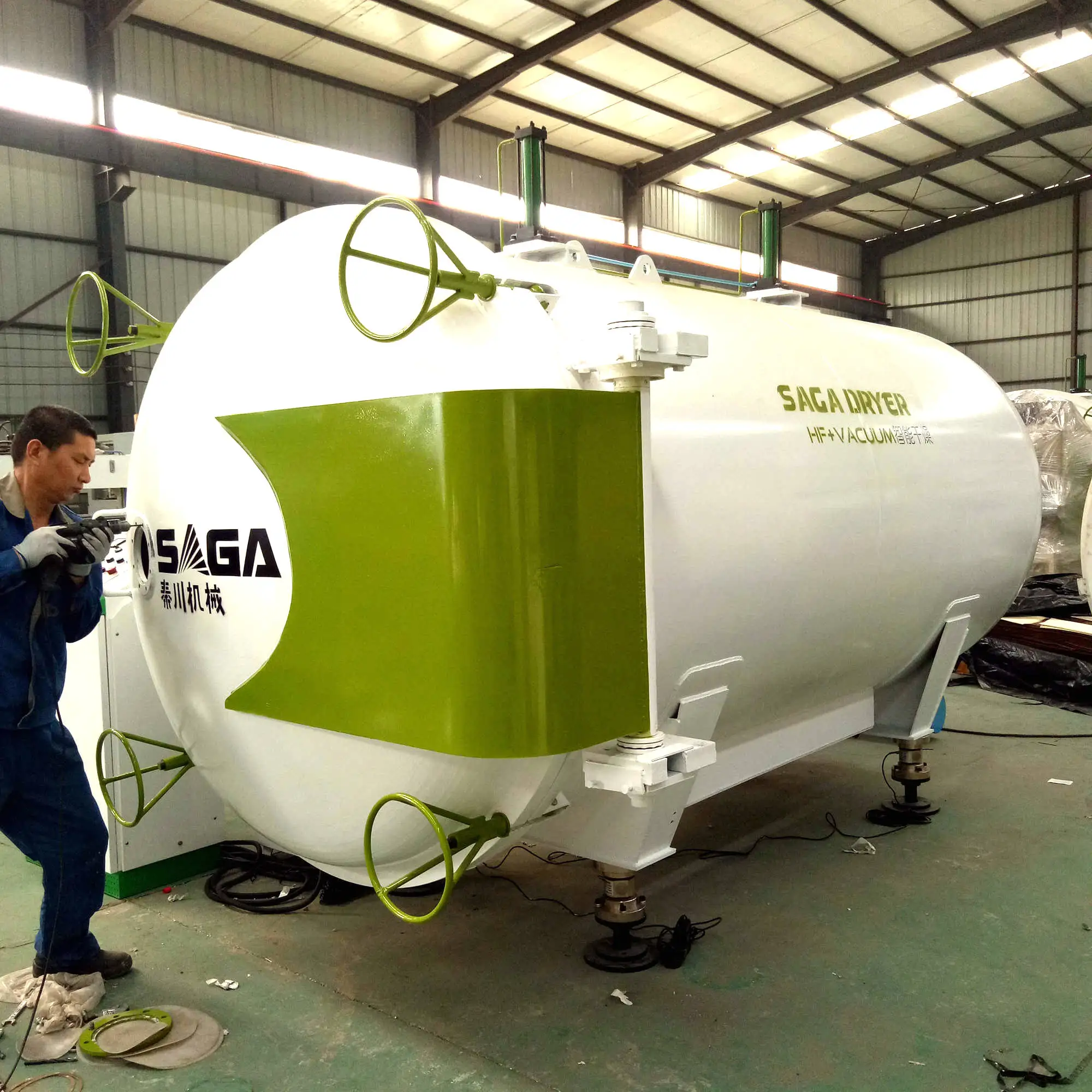 Wood Drying Machine SAGA Wood Dryer Kiln Vacuum Oven 3m3
