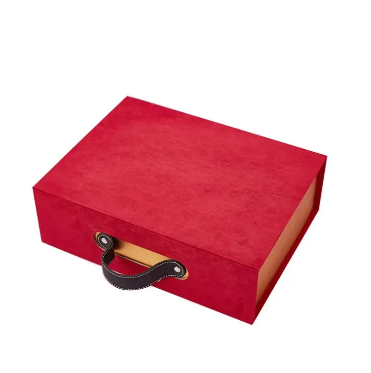 Customized luxury Velvet suitcase baby gift packaging box Decorative Suitcase Shaped Gift Cardboard Boxes with handle