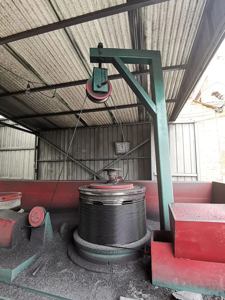  Бывшая в употреблении машина для волочения железа цена Индия