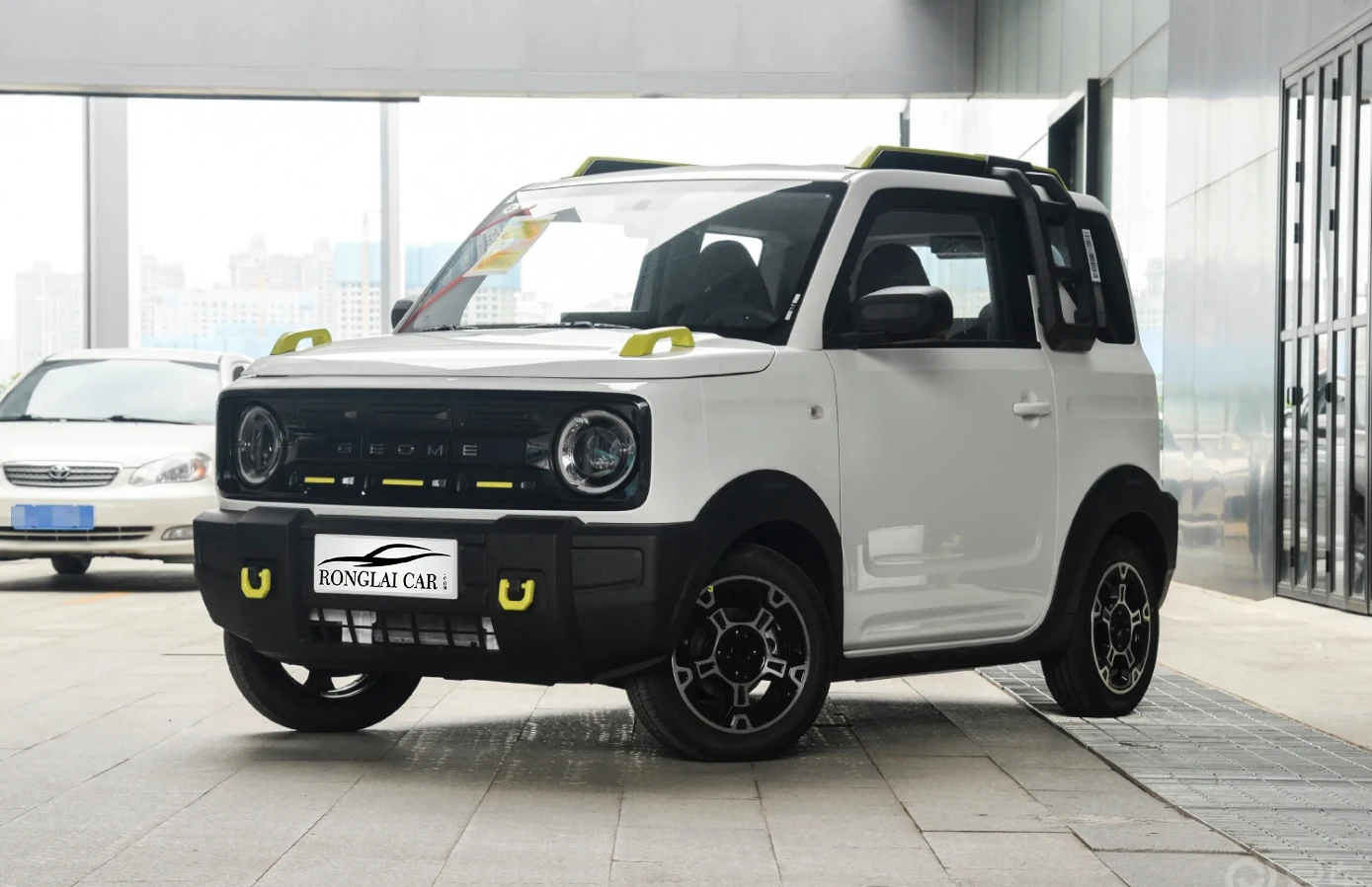 Geely Panda автомобили мини 120 км дальность действия 2024 Mini Ev электромобиль левый/правый Привод