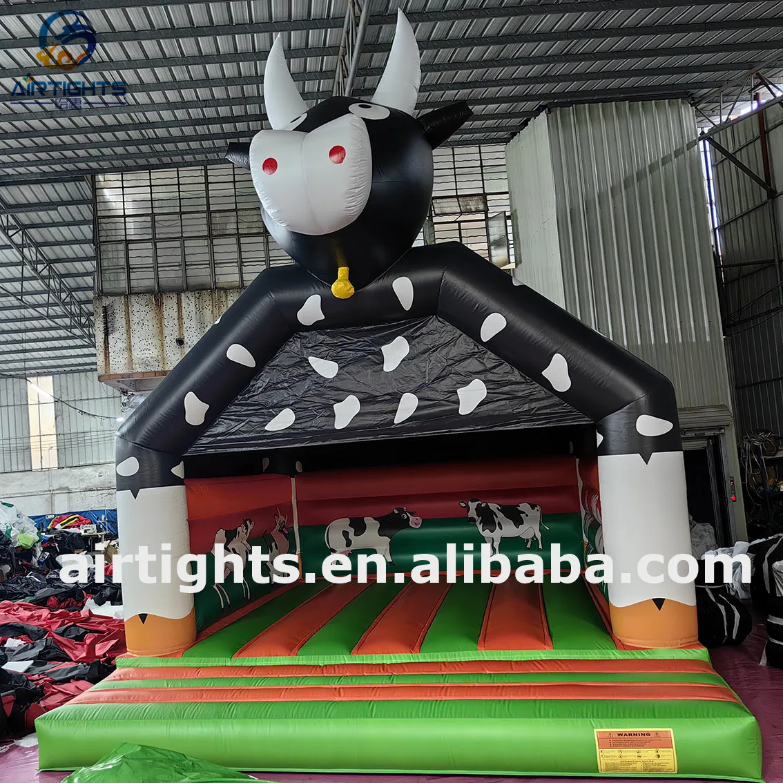 China Manufacturer High Quality Commercial Inflatable Cow Theme Bouncing Castle