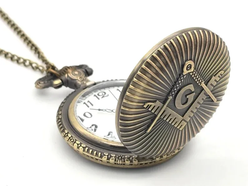 Wholesale Good Price Stainless Steel Case Quartz Movement Retro Engraved Skeleton Mechanical Masonic Pocket Watch