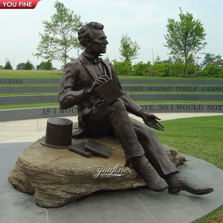Outdoor Life Size Bronze Gentleman Statue Sitting on Bench Sculpture