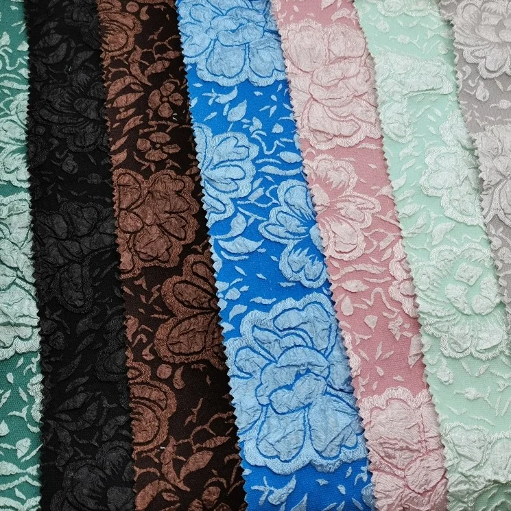 Hot Selling Jacquard Knitted Fabric Custom Embossing Floral Pattern New Design Stylish For Dresses Clothes
