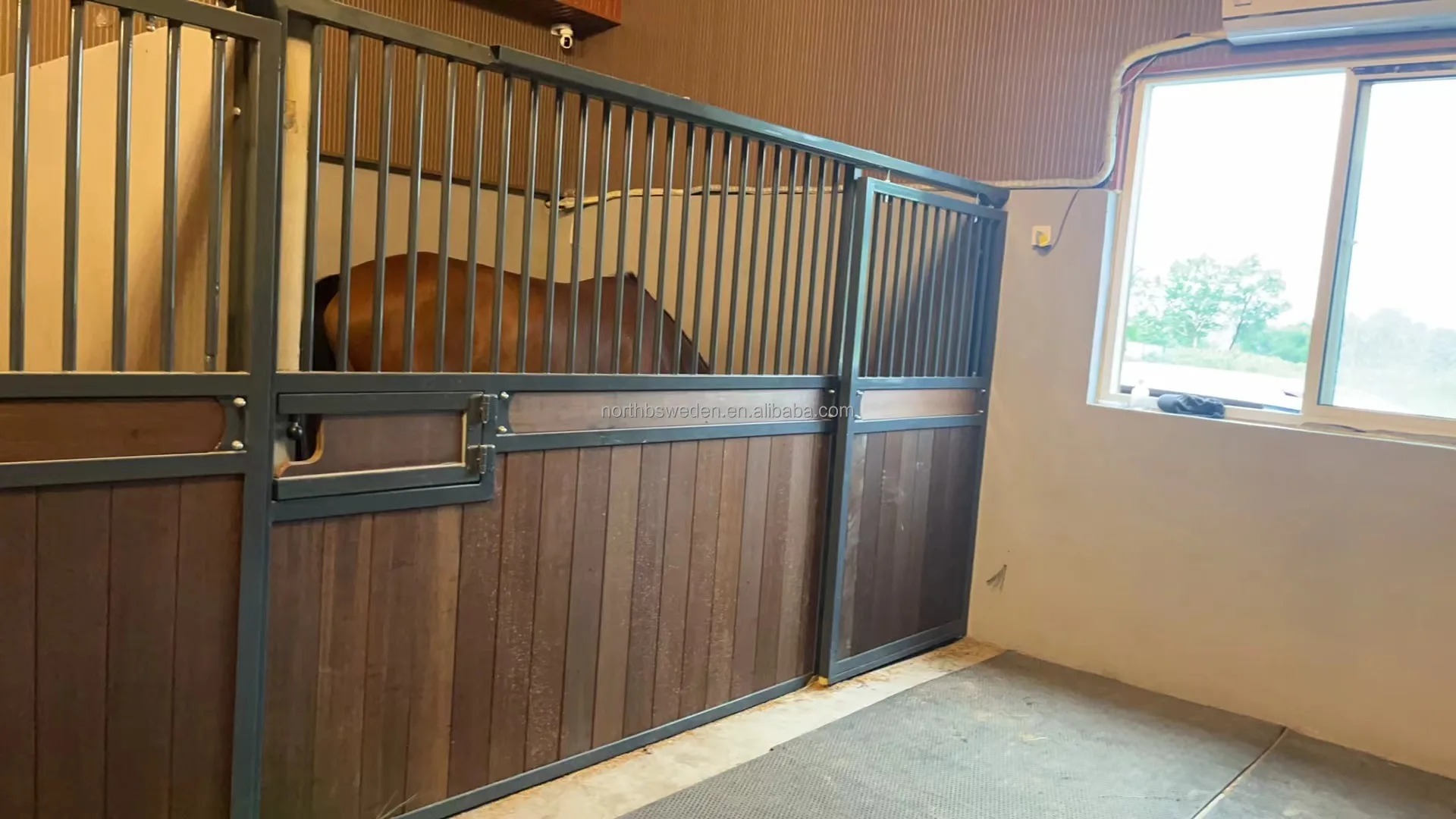cheap durable horse stable door for horse barn