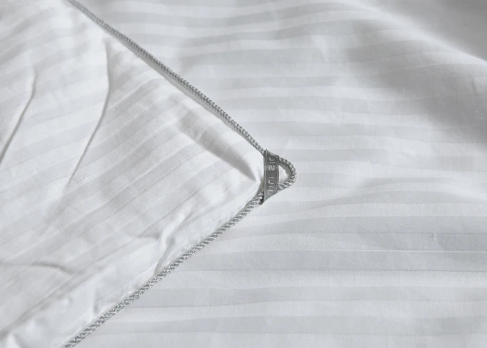 JILI SILK king size silk quilt with sateen stripe