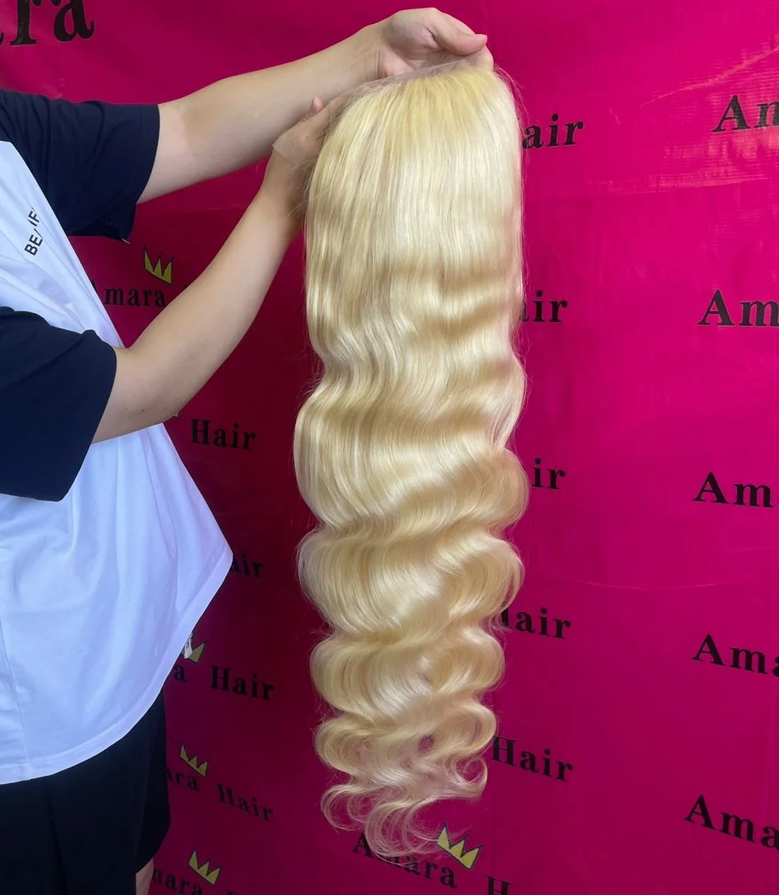 Amara cheap wholesale human hair wig lace front wig body wave 13x4 13x6 natural swiss lace front wig body wave