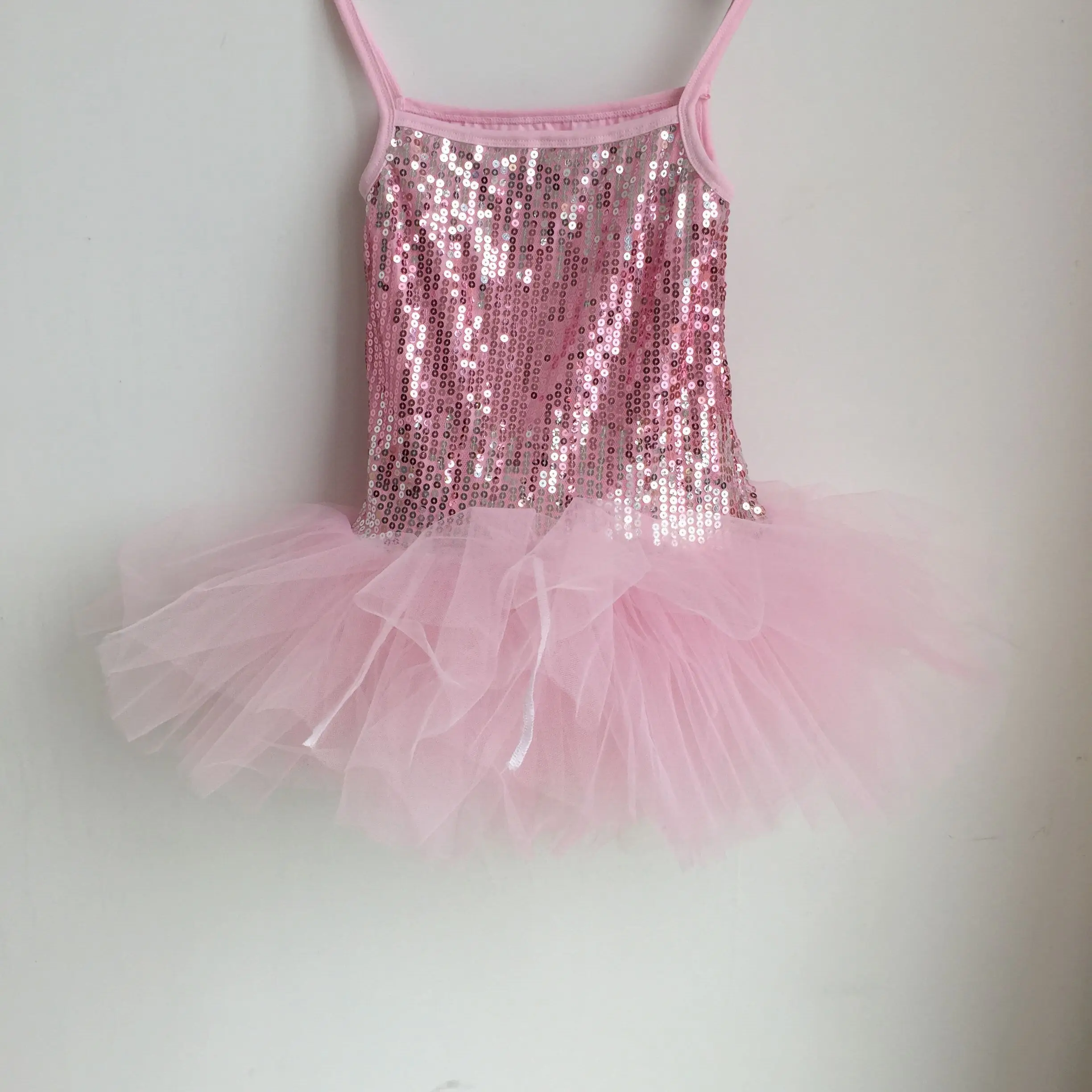 
Fashion Summer Kids Clothes Little Lovely Girls Yarn Skirt Tutu Dress Children Simple Line Sequin Cute Baby Girls Little Dress 