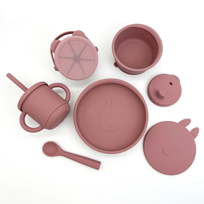 Wholesale BPA free silicone anti-slip washable silicone baby plate,bowl,cup and spoon match baby feeding set with factory price