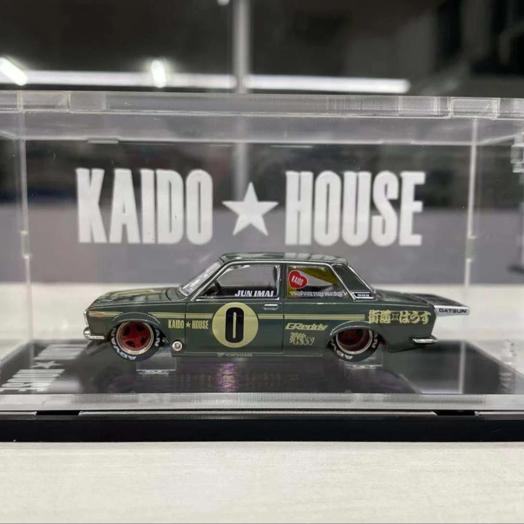 Hot Sale 1:18 Model Car Display Simulation Parking Garage Exquisite Wooden Acrylic Dust Box