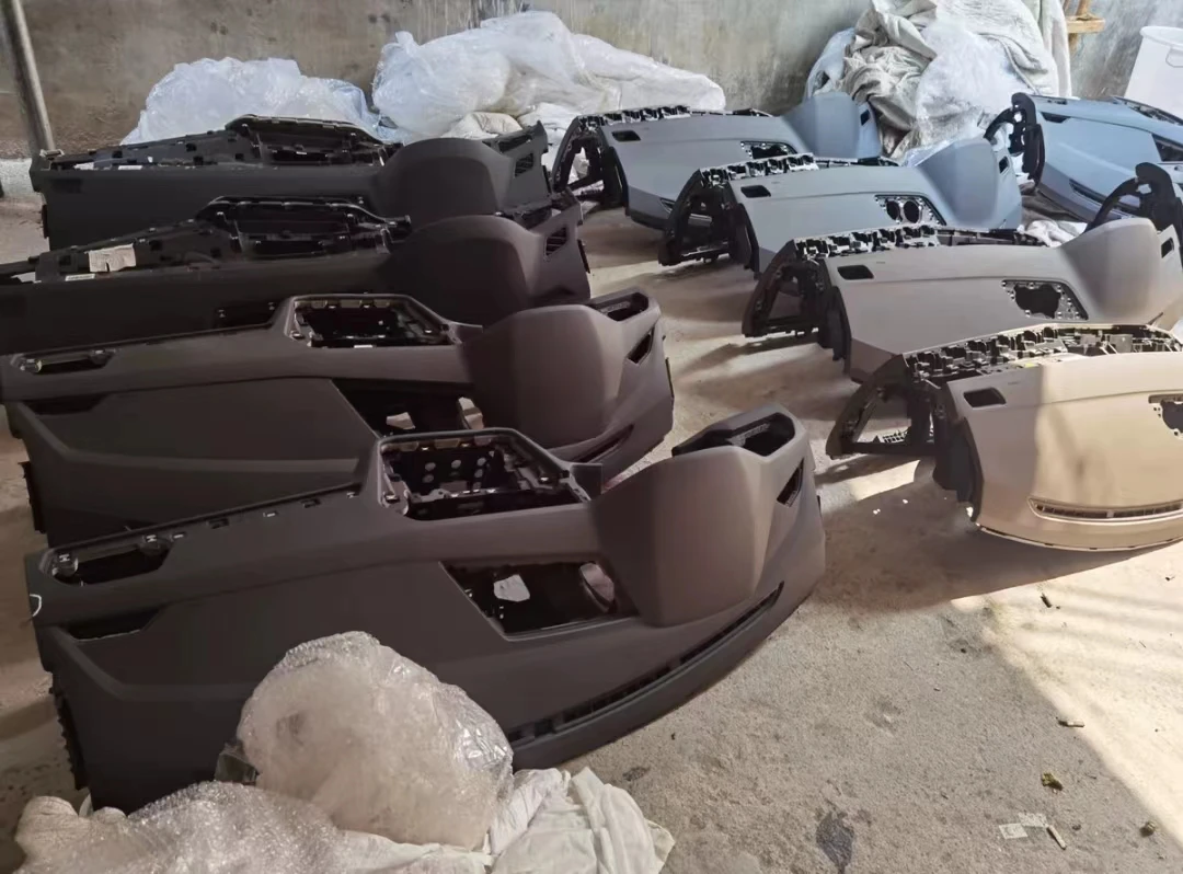 Low price applies FOR  tiguan L11-18 year instrument panel skeleton original new oinstrument panel assembly black OEM 5NG857003