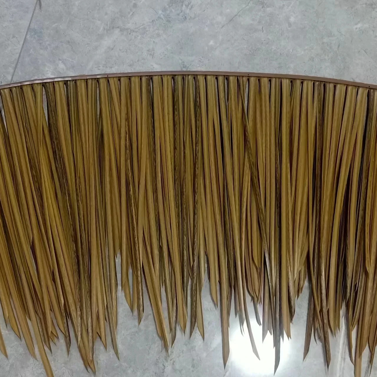 Factory Foundry Artificial Palm Thatch Roof Plastic Synthetic Straw Roof Thatch for Tiki Hut Villa Roof