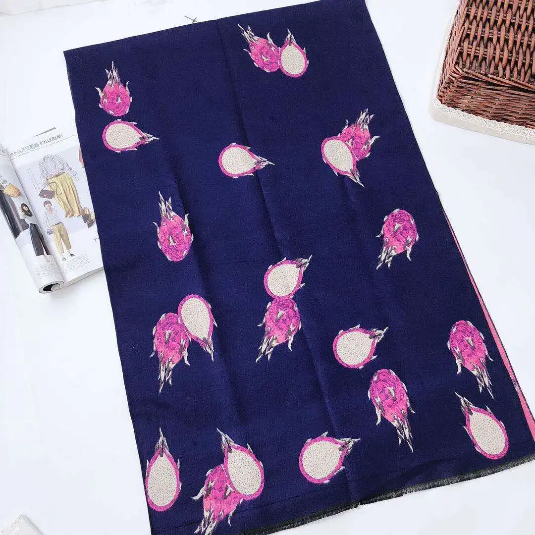 2020 New Product Hot Sale Cashmere Cotton Thermal Shawl Dragon Fruit Pattern Jacquard Light And Soft Fashionable Scarf