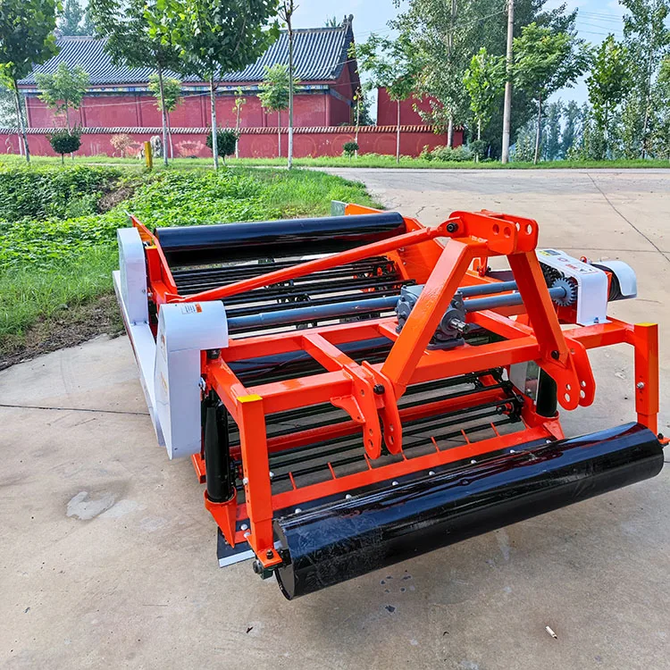 Large  horsepower mini harvesting tractor 130cm large peanut harvester uses agricultural machinery