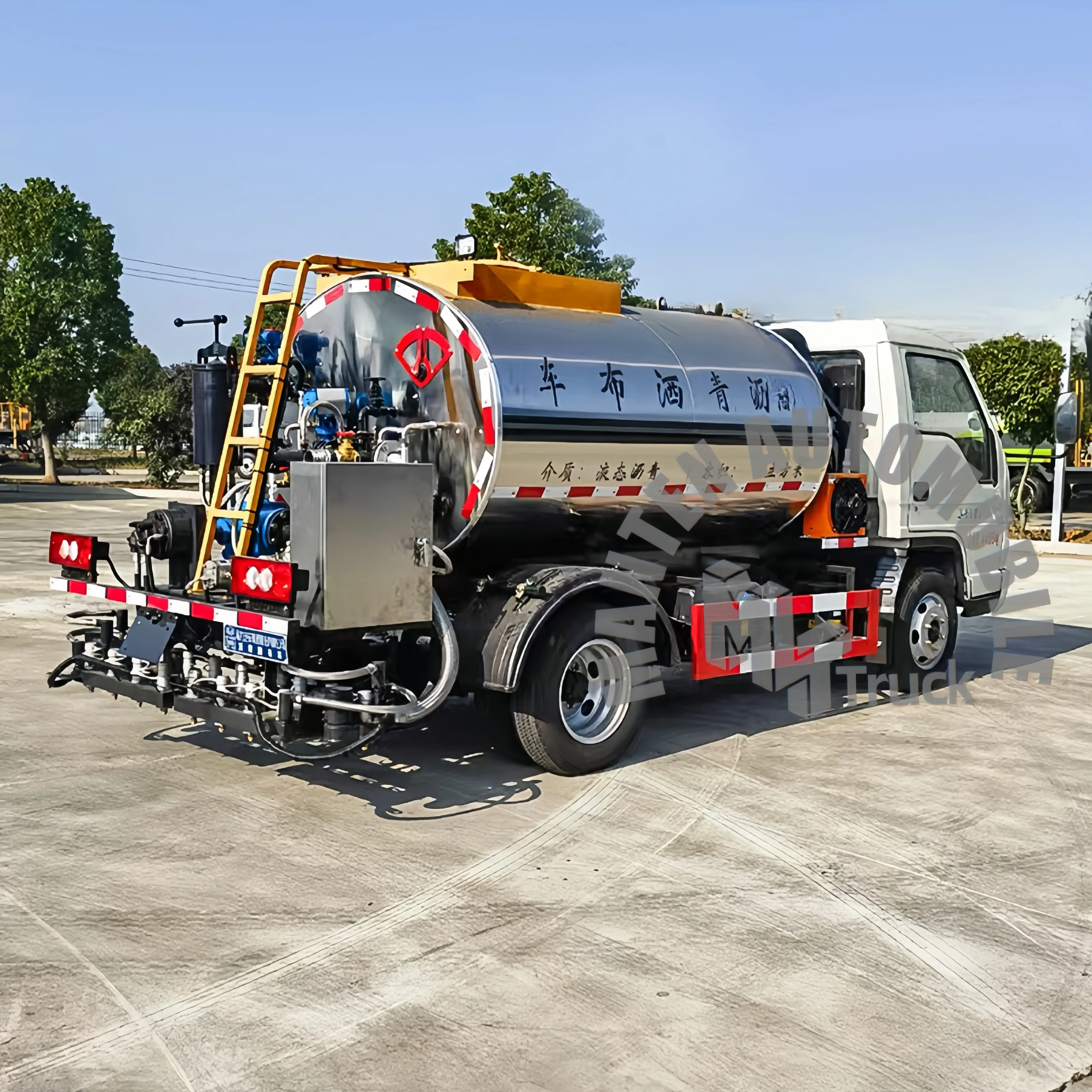 Foton дорожный распылитель 3CBM асфальтоэмульсионный битума распылительная машина
