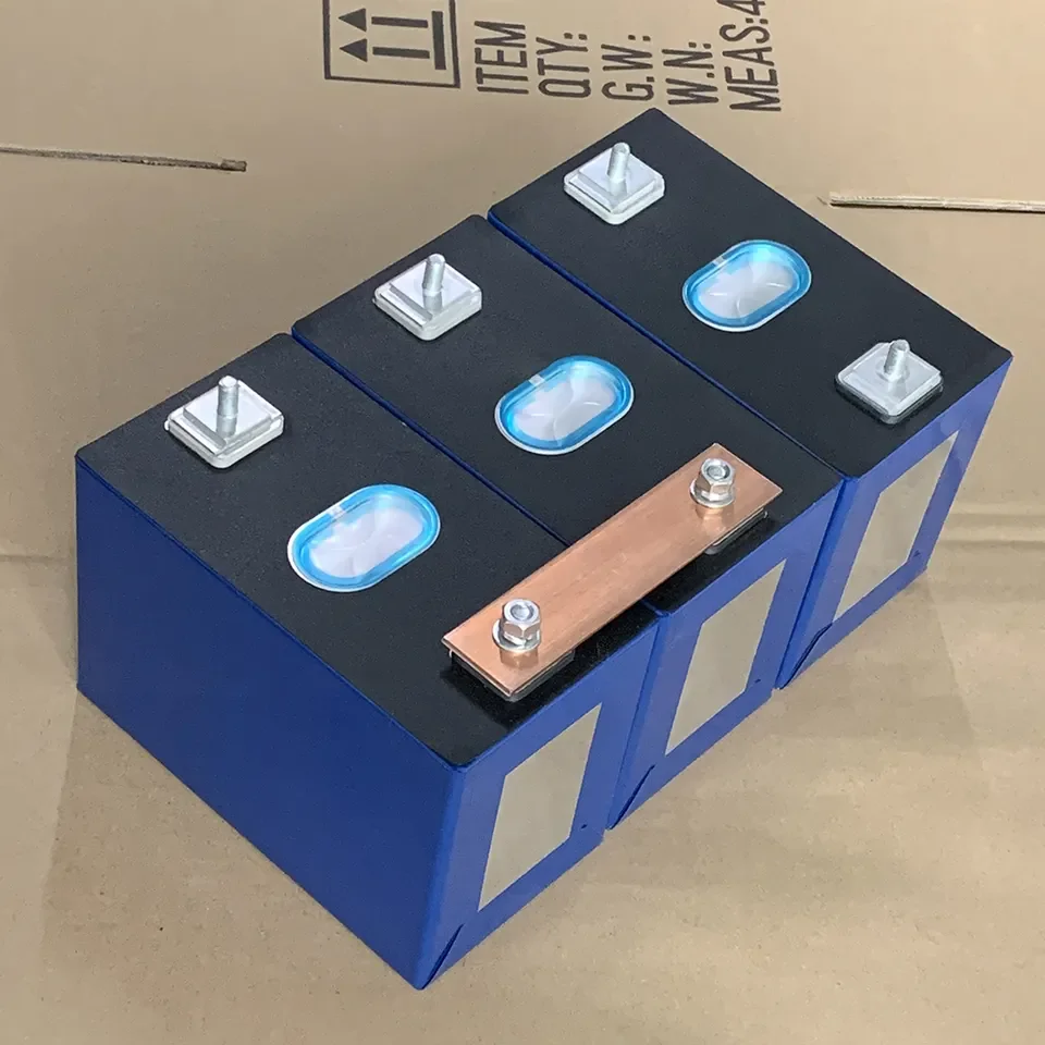 A grate NMC 3.7v CATL 100ah 116ah 117ah 180ah NCM Rechargeable 3.7v  for RV Forklift Electric Vehicle Lithium ion battery