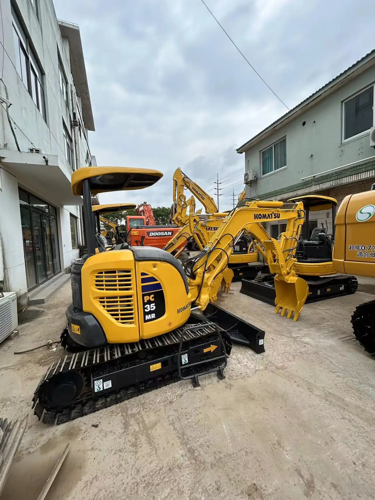 Used Hitachi Crawler Excavators Komatsu pc40 Digger With Original Spare Parts Used Excavator Kubota U35 Mini used excavator