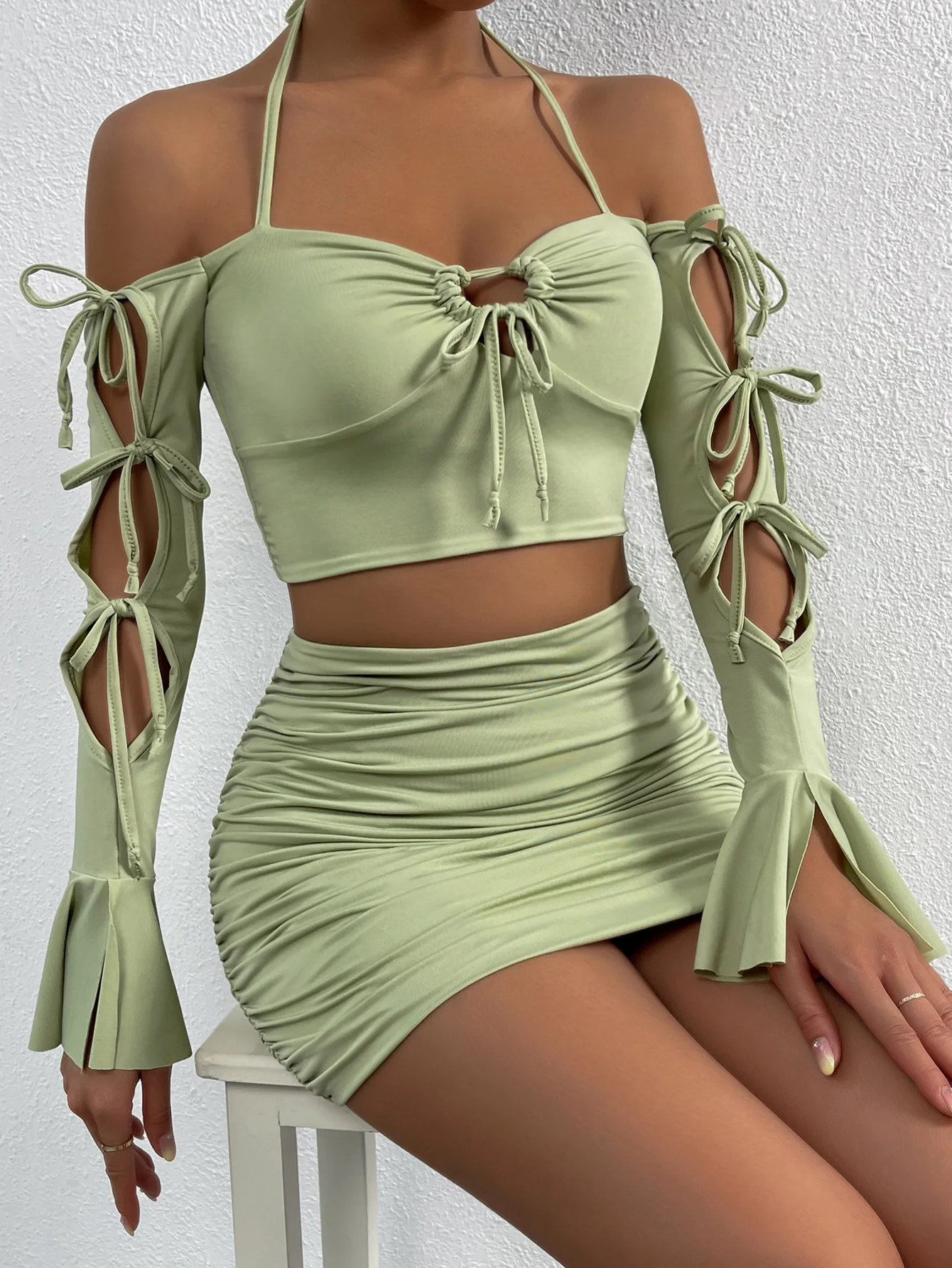 Новый модный дизайн расклешенный рукав с открытыми плечами из двух частей с вырезами сексуальное женское мини-платье для ночного клуба женские платья