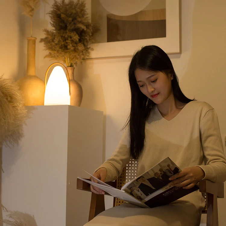 Clearance Price Modern Bullet Shape Rechargeable Portable Bedside RGB Lantern Led Table Lamps For Kids