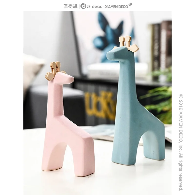 Factory direct selling ceramic crafts creative home decoration wooden foot ornaments dropshipping home decor