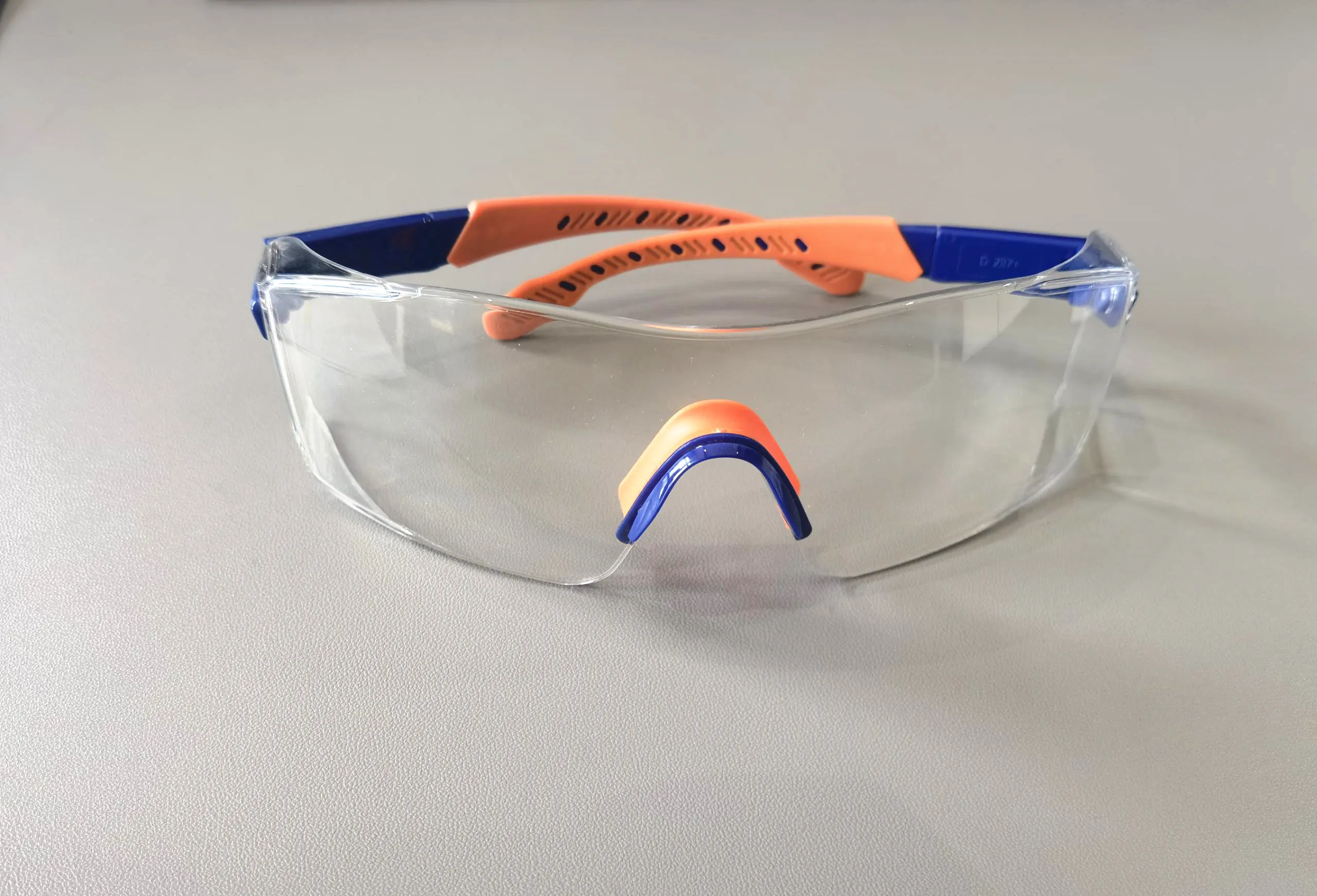 WEJUMP High Quality ANSI Industrial anti fog anti scratch Construction protection goggles with Adjustable frame safety glasses