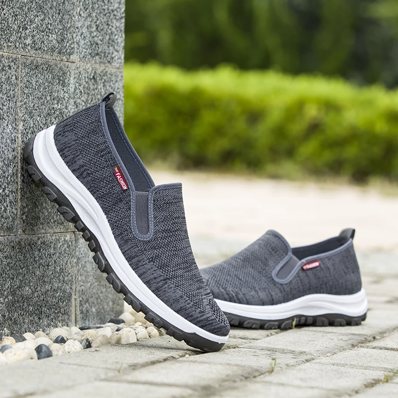 light weight casual walking men sneakers wholesale custom logo fly knitting sport shoes