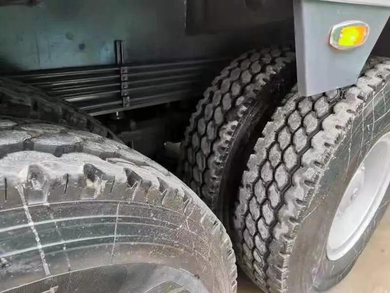 Грузовой кран XC MG QY55KC 55 тонн грузовой
