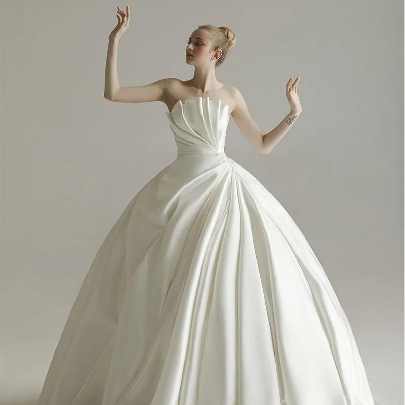 2022 New Luxury Wedding Dress, Bridal Gown Elegant Trailing Modest Wedding Dress/