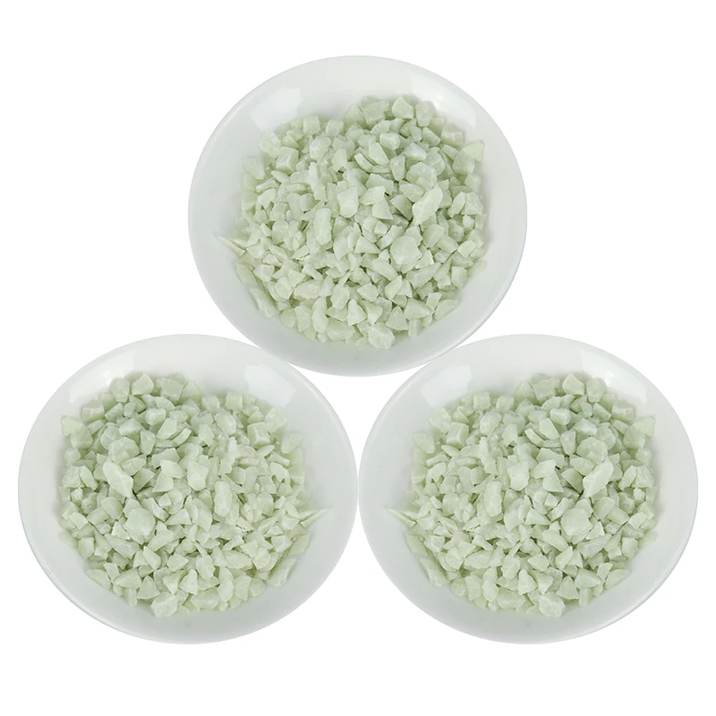 Factory outlet resin glow in the dark worry stones pebbles luminous stones rocks wholesale luminous glowing stone supplier