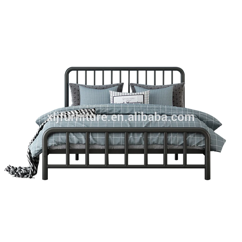 
The apartment has iron beddings 