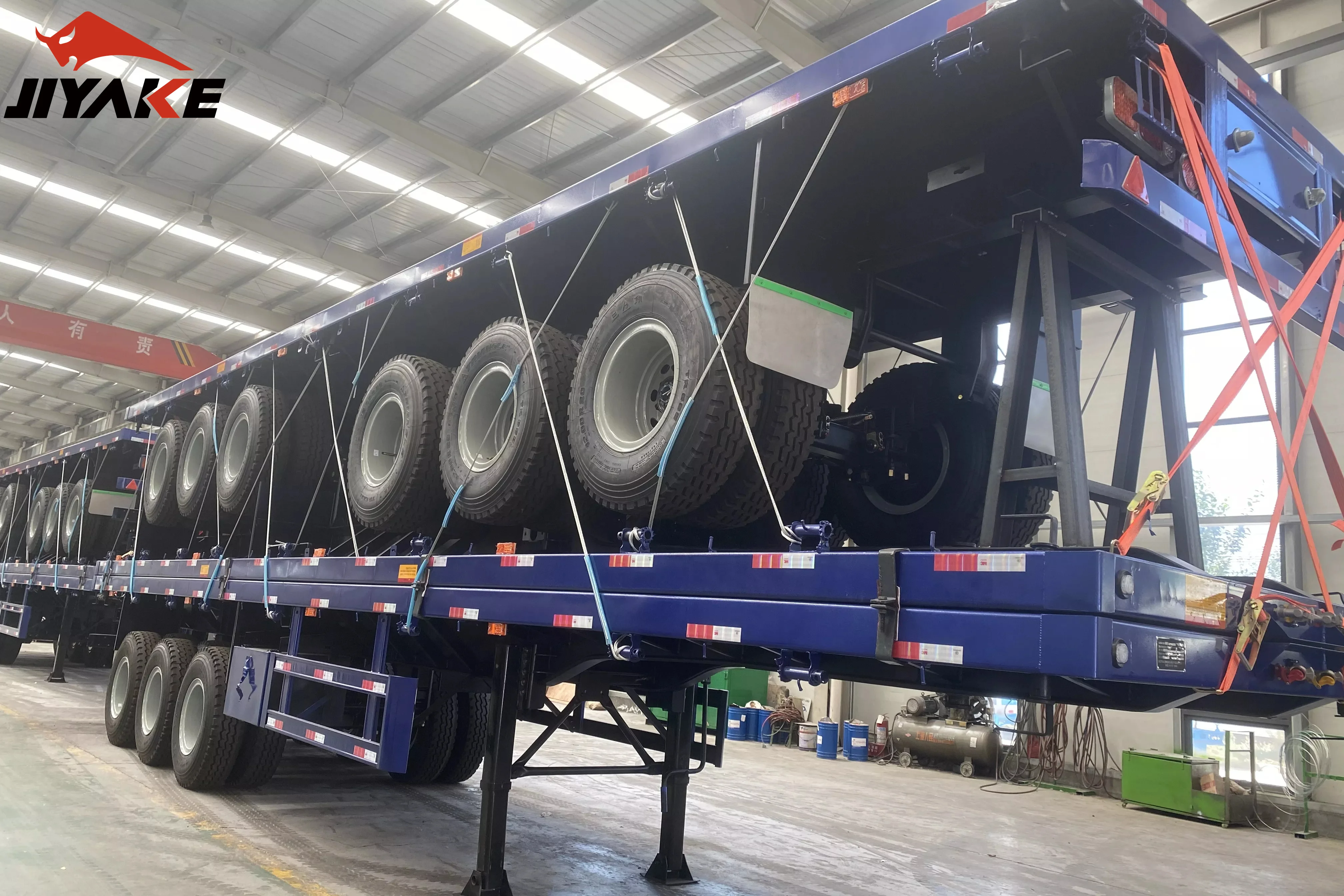 High Quality 3 axles 40 FT a axles 20 FT 50 tons container flatbed heavy duty semi truck head trailer